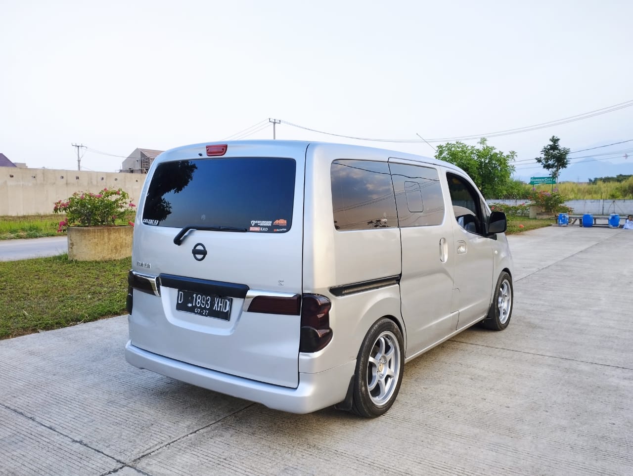 2013 Nissan Evalia 2013 Nissan Evalia