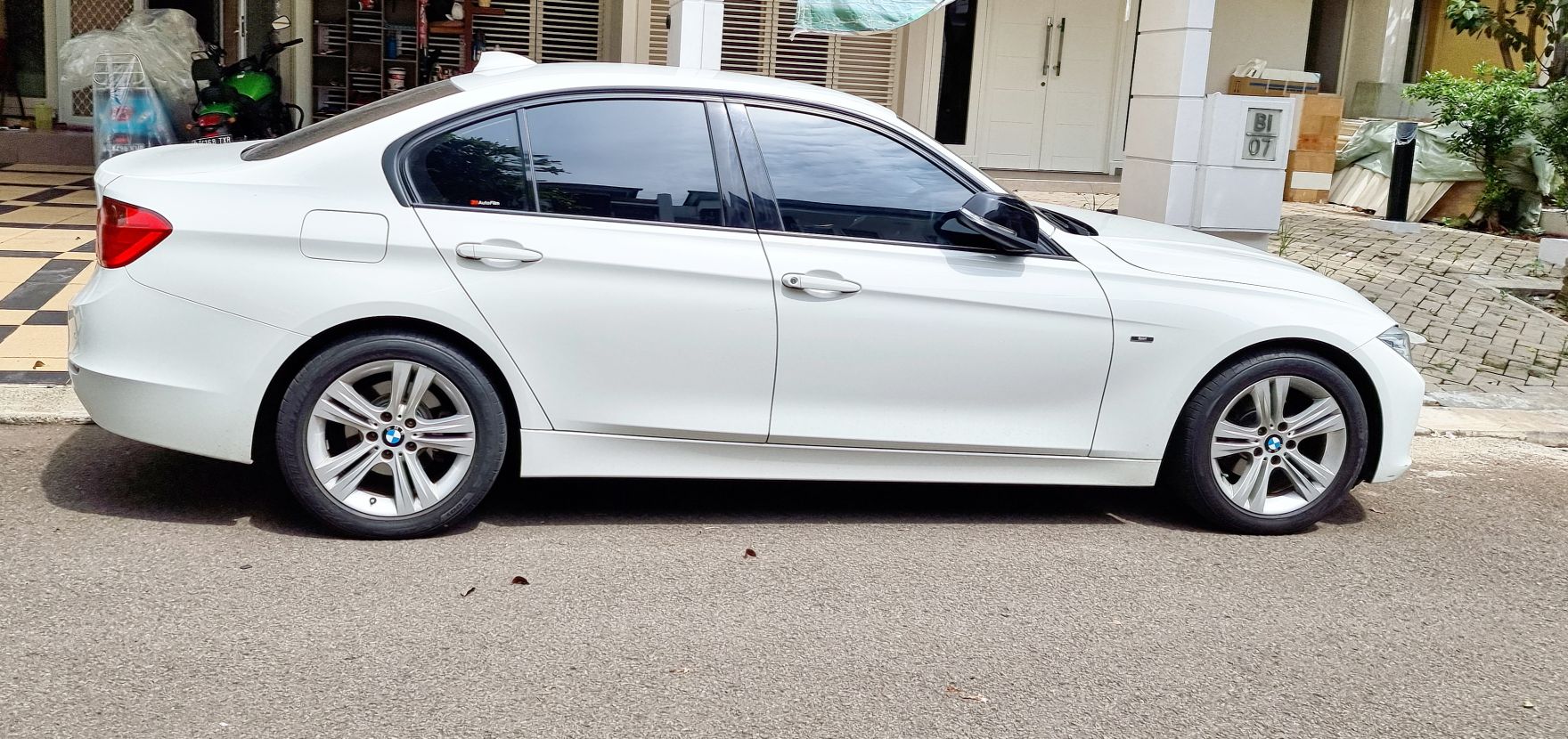 2014 BMW 3 Series Sedan 2014 BMW 3 Series Sedan