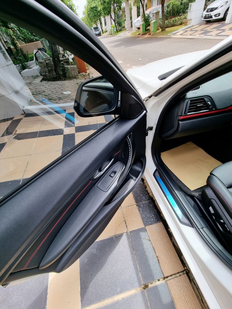 2014 BMW 3 Series Sedan 2014 BMW 3 Series Sedan