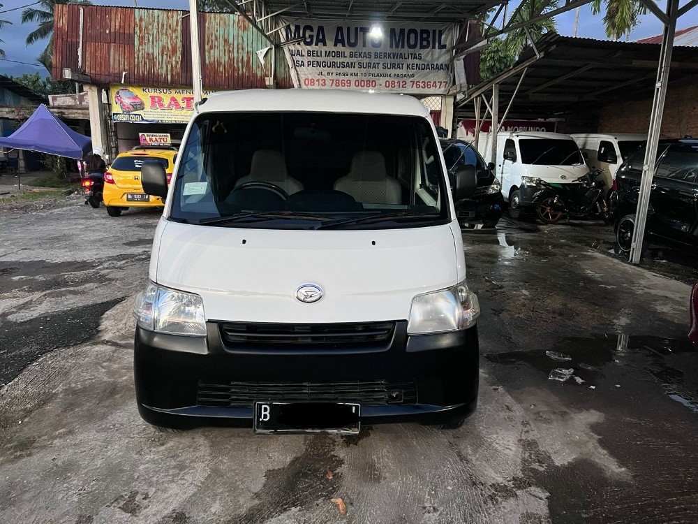 2018 Daihatsu Grand Max