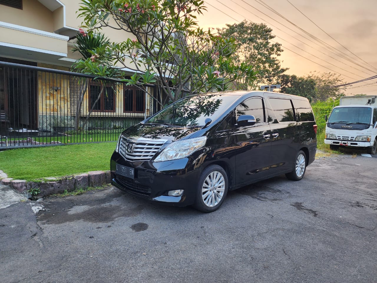 2010 Toyota Alphard Vellfire 2010 Toyota Alphard Vellfire