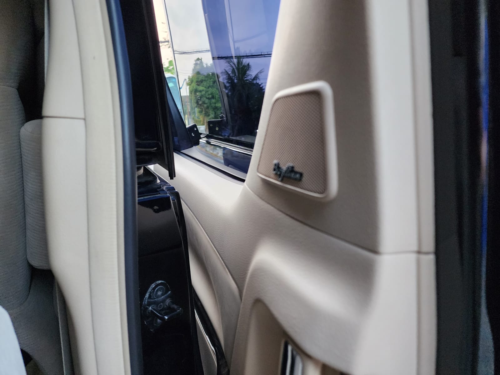 2010 Toyota Alphard Vellfire 2010 Toyota Alphard Vellfire