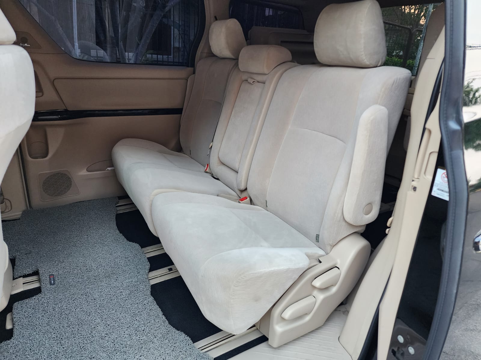 2010 Toyota Alphard Vellfire 2010 Toyota Alphard Vellfire