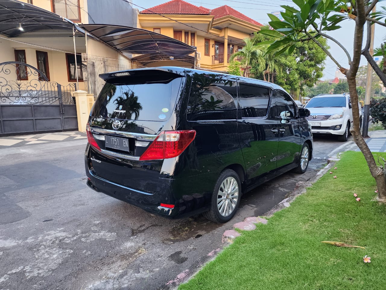 2010 Toyota Alphard Vellfire 2010 Toyota Alphard Vellfire