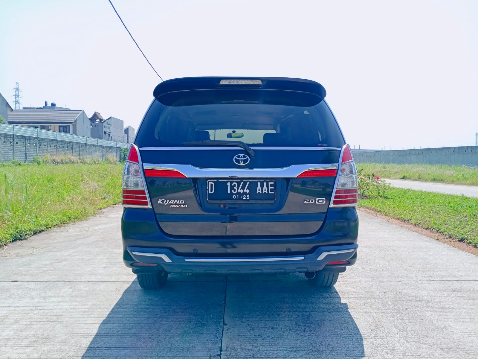 2013 Toyota Kijang Innova 2013 Toyota Kijang Innova