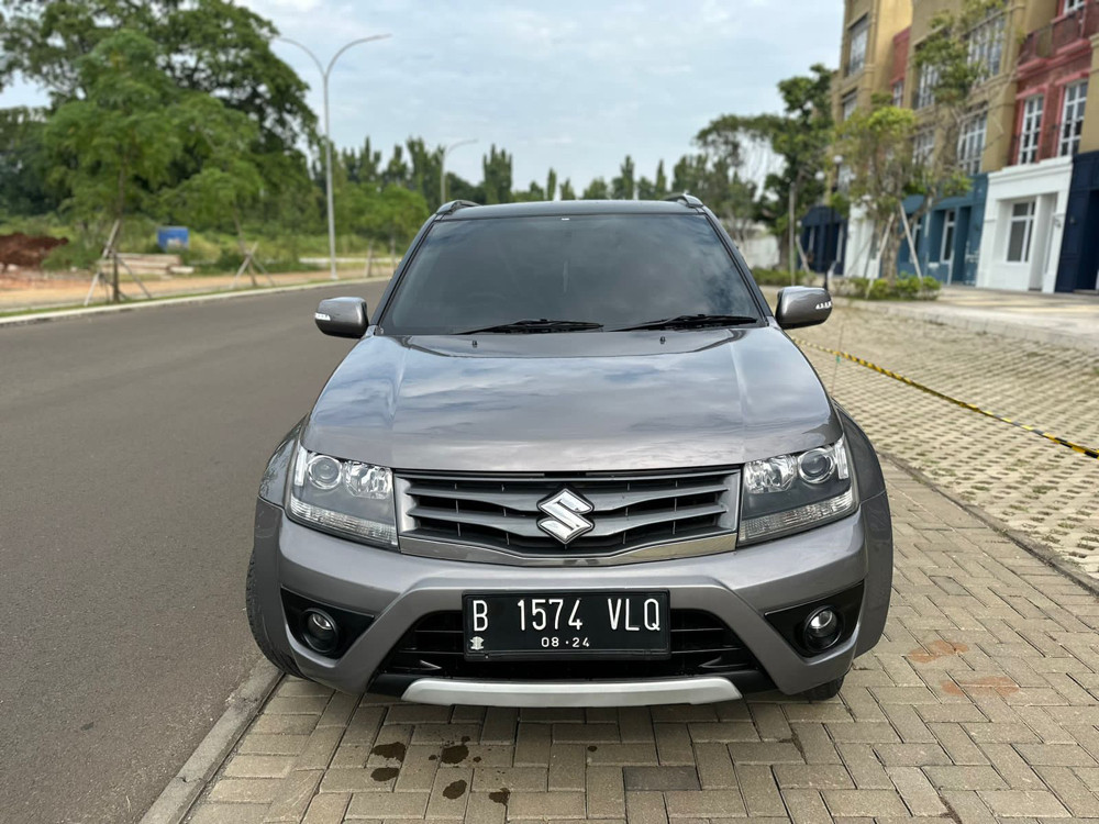 2013 Suzuki Grand Vitara Bekas 2013 Suzuki Grand Vitara Bekas