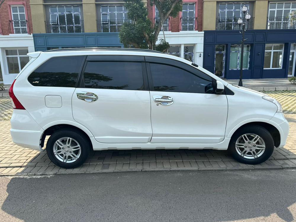 2012 Daihatsu Xenia 2012 Daihatsu Xenia