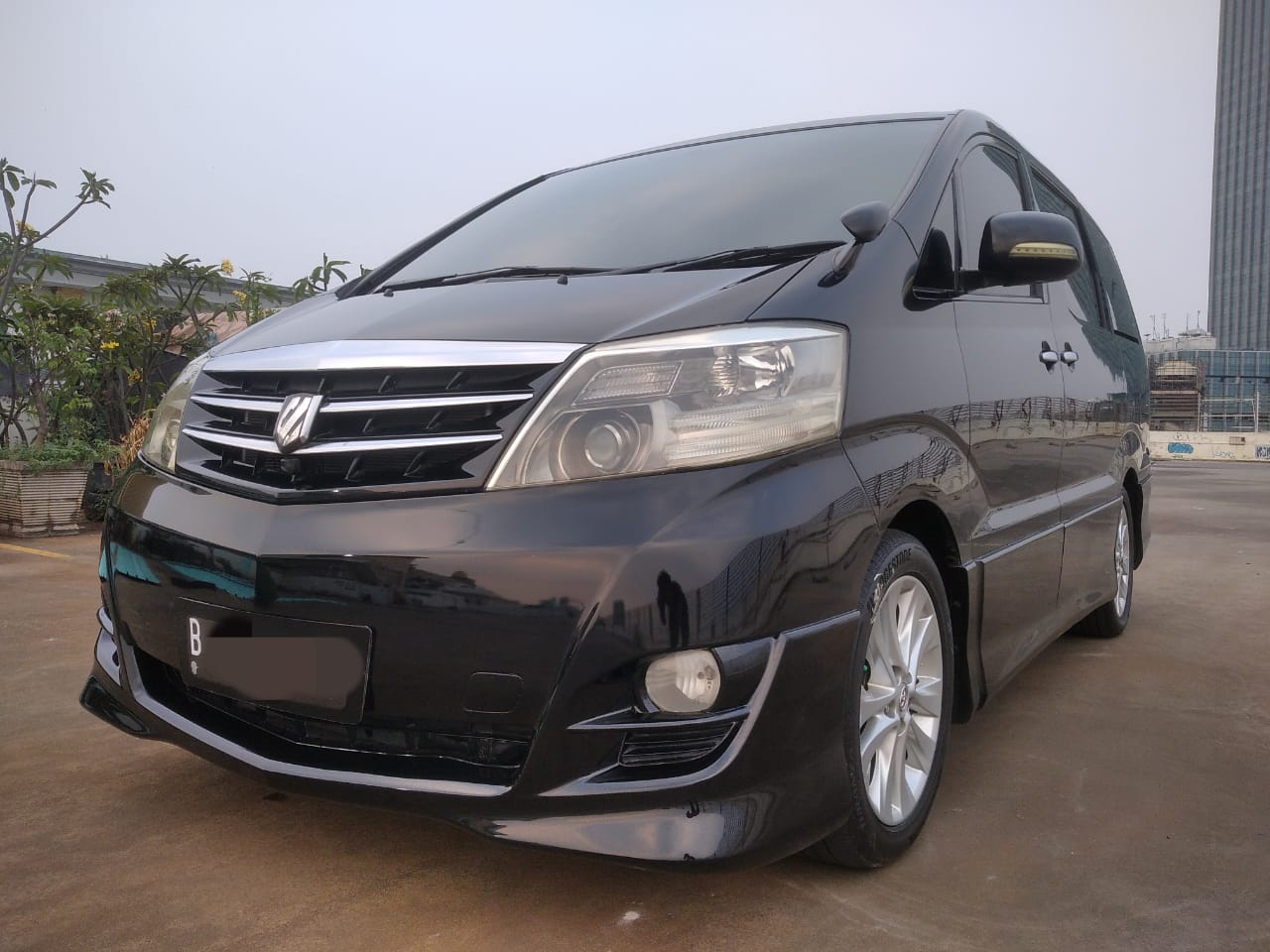 2005 Toyota Alphard 2005 Toyota Alphard