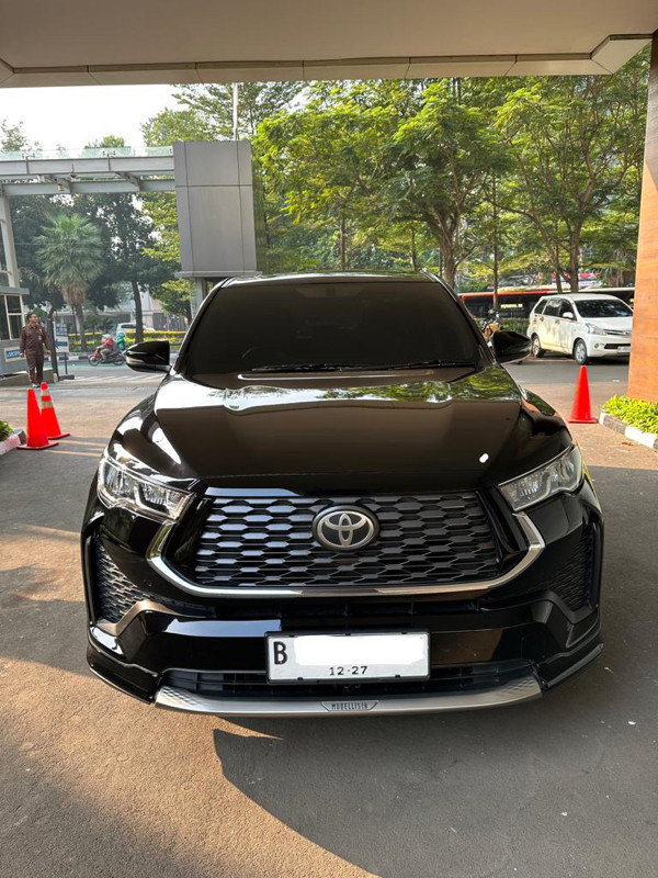 2022 Toyota Kijang Innova Zenix Hybrid EV Bekas 2022 Toyota Kijang Innova Zenix Hybrid EV Bekas