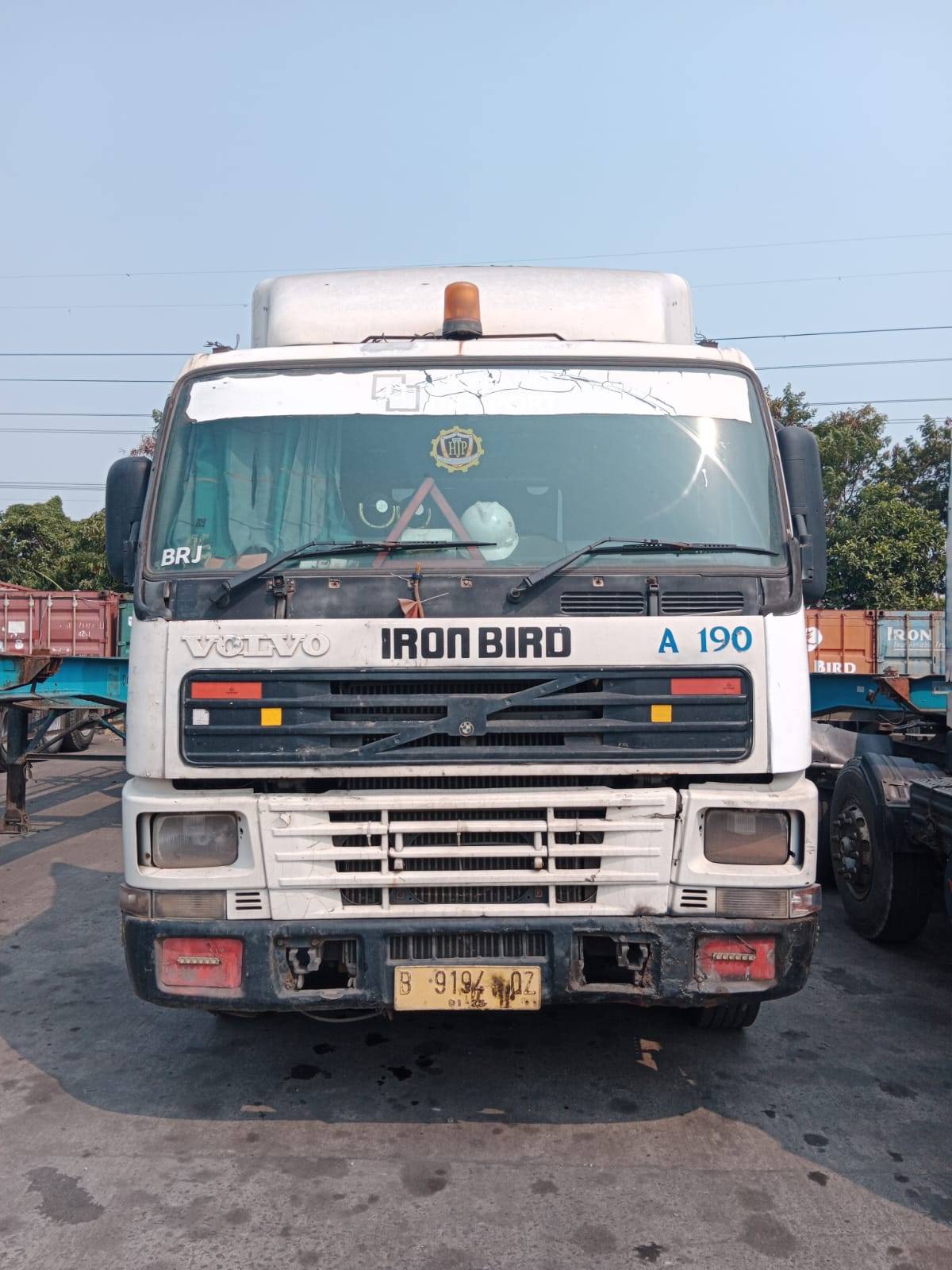 2000 Volvo S90 2000 Volvo S90