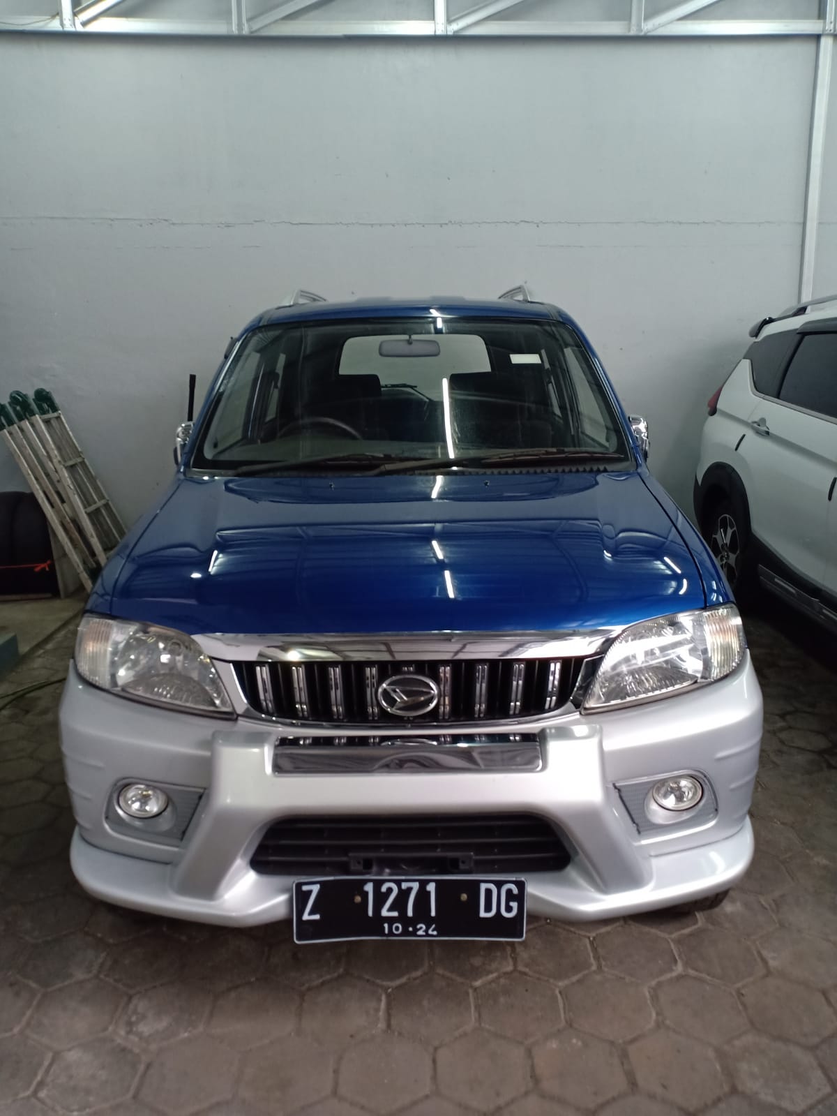 2004 Daihatsu Taruna Bekas 2004 Daihatsu Taruna Bekas