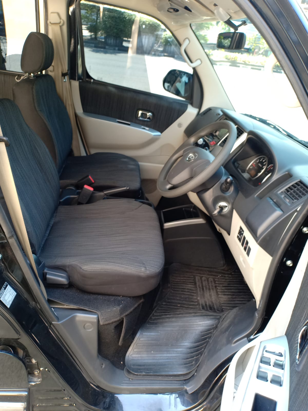 2020 Daihatsu Luxio 2020 Daihatsu Luxio