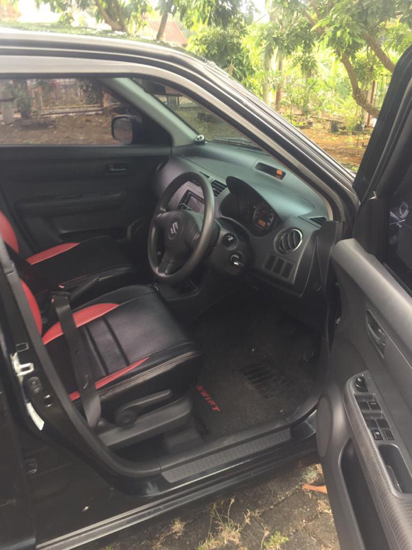 2011 Suzuki Swift 2011 Suzuki Swift