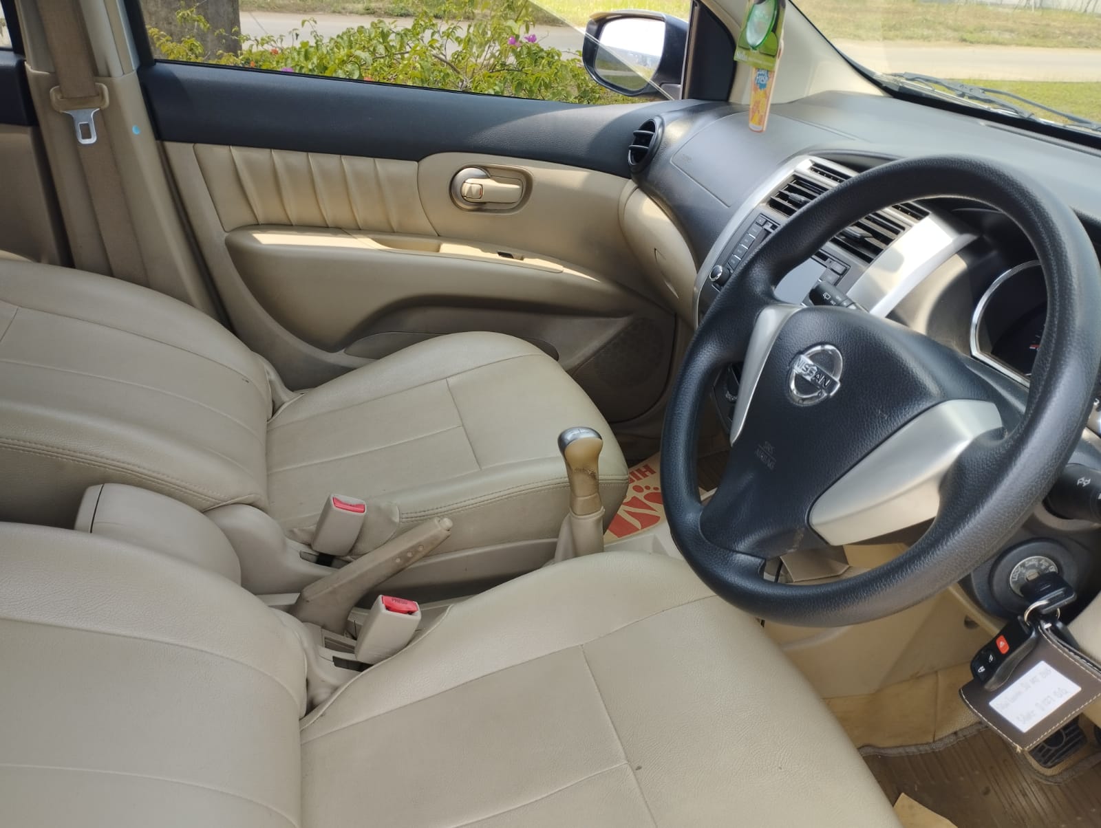 2013 Nissan Grand Livina 2013 Nissan Grand Livina