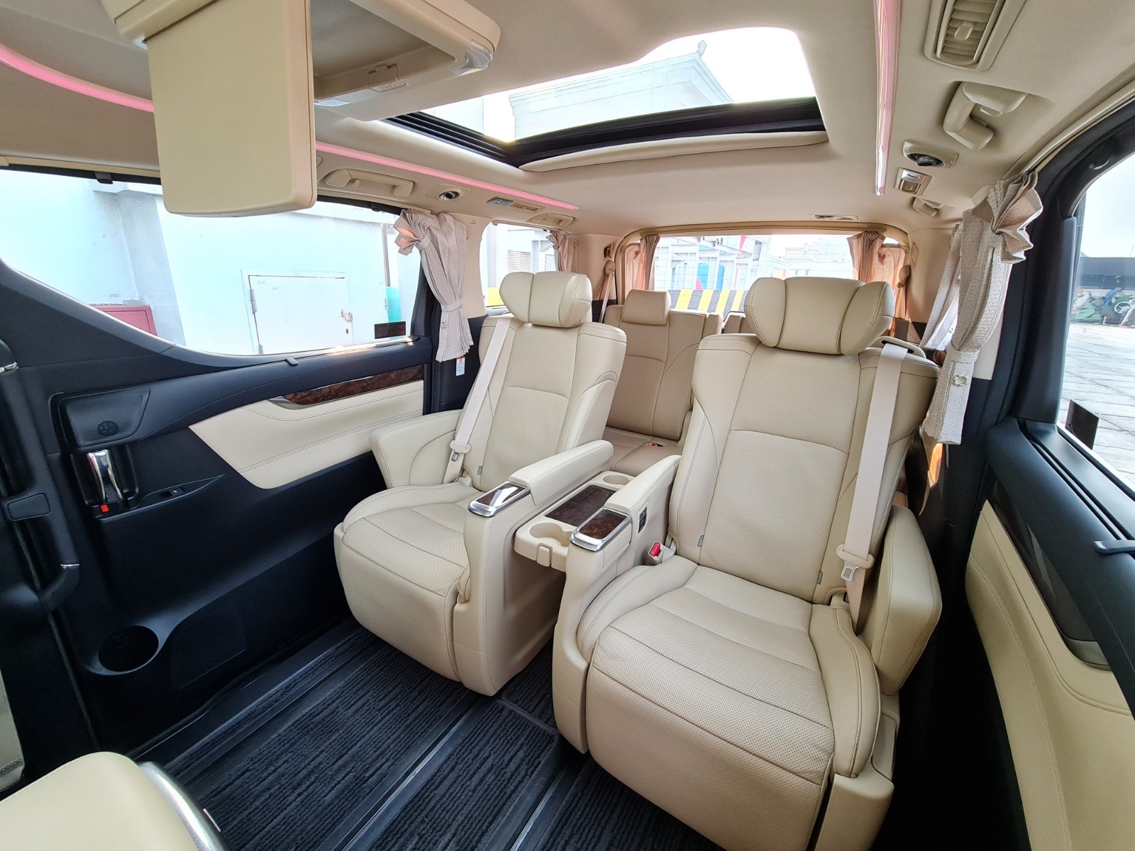 2019 Toyota Alphard 2019 Toyota Alphard