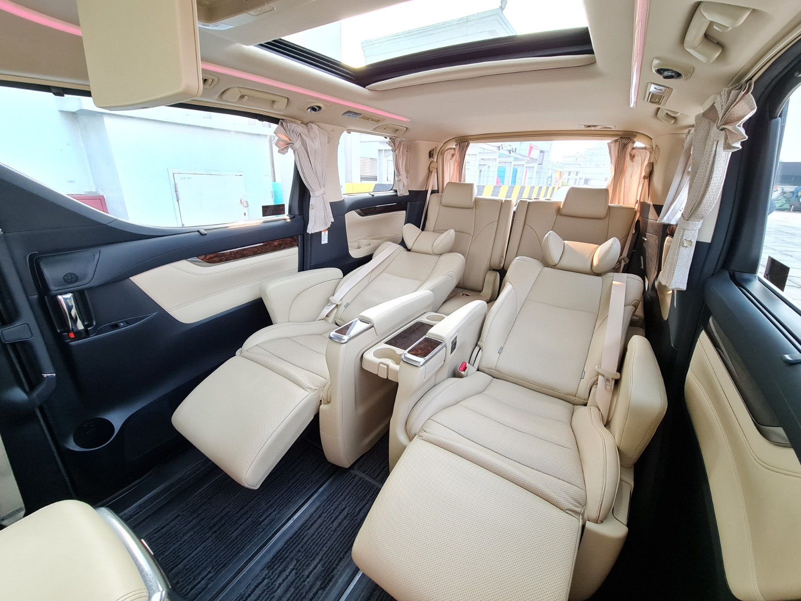 2019 Toyota Alphard 2019 Toyota Alphard