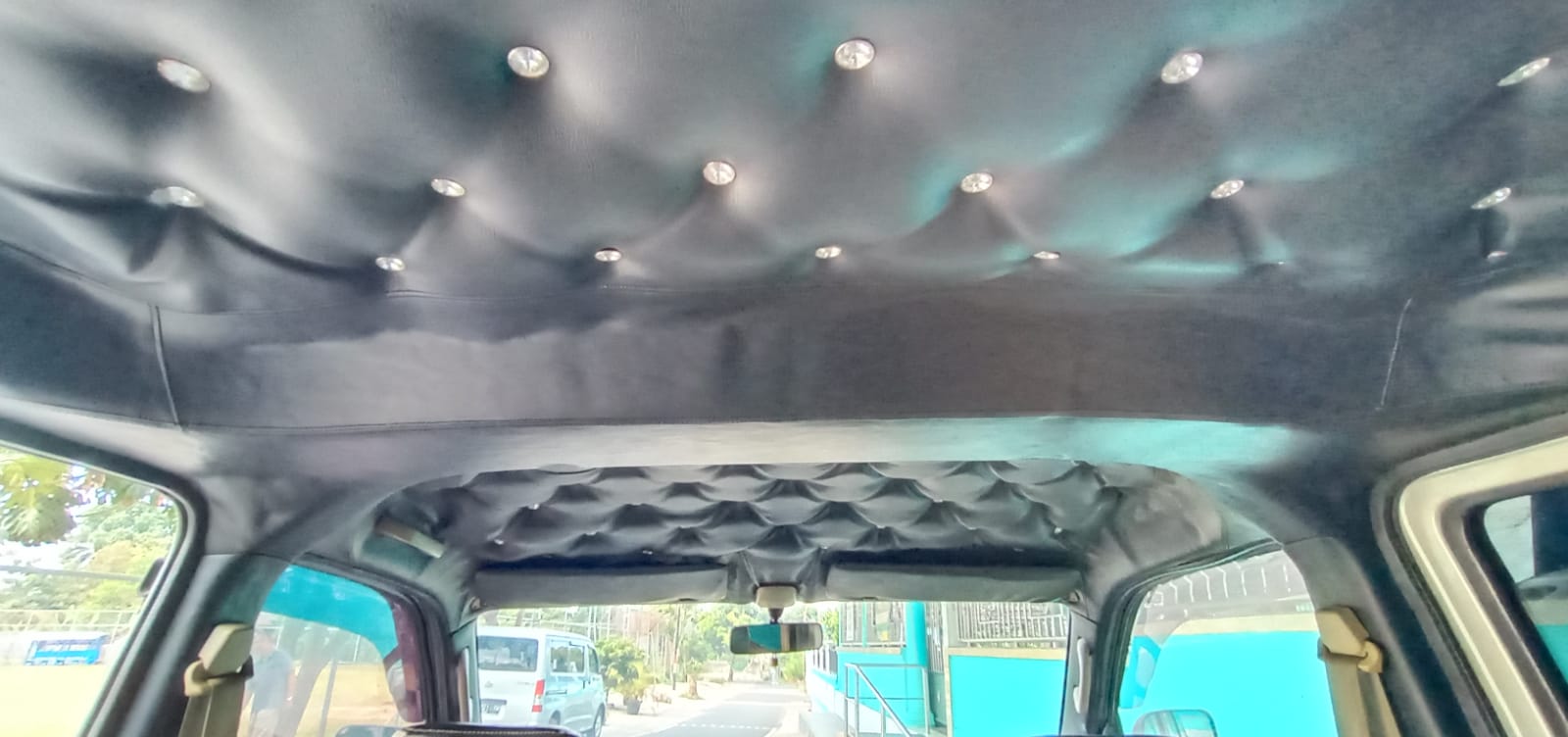 2011 Daihatsu Luxio 2011 Daihatsu Luxio