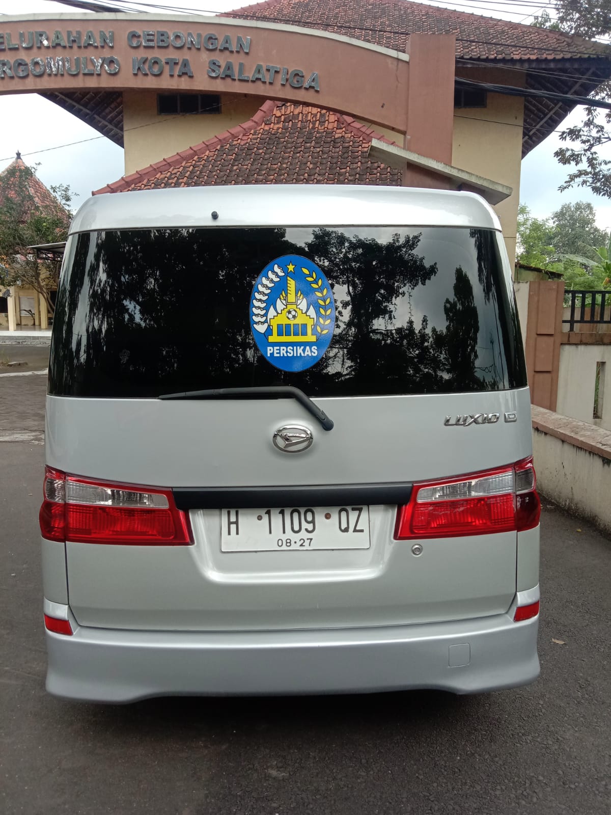 2011 Daihatsu Luxio 2011 Daihatsu Luxio