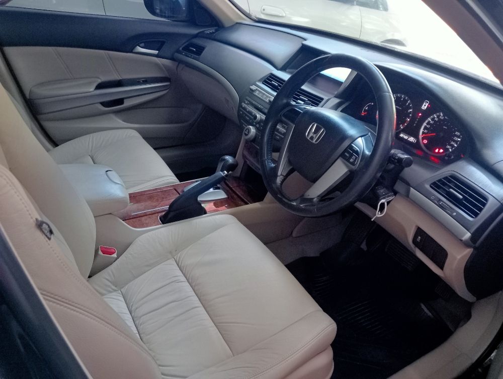 Used 2011 Honda Accord  2.4L VTi 2.4L VTi for sale
