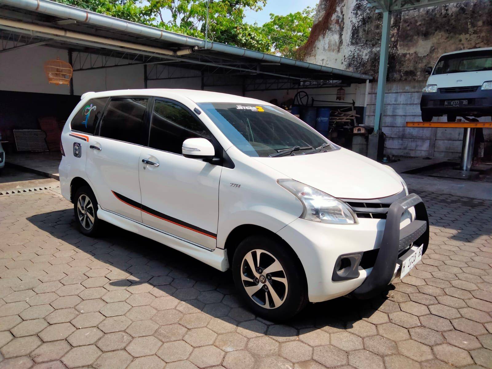 Beli mobil bekas