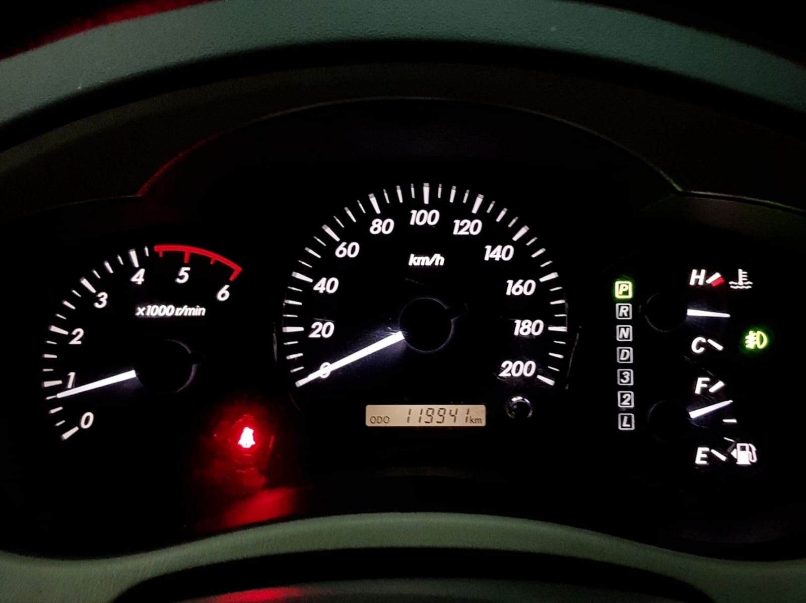 2014 Toyota Kijang Innova 2.5 G AT DIESEL 2.5 G AT DIESEL tua