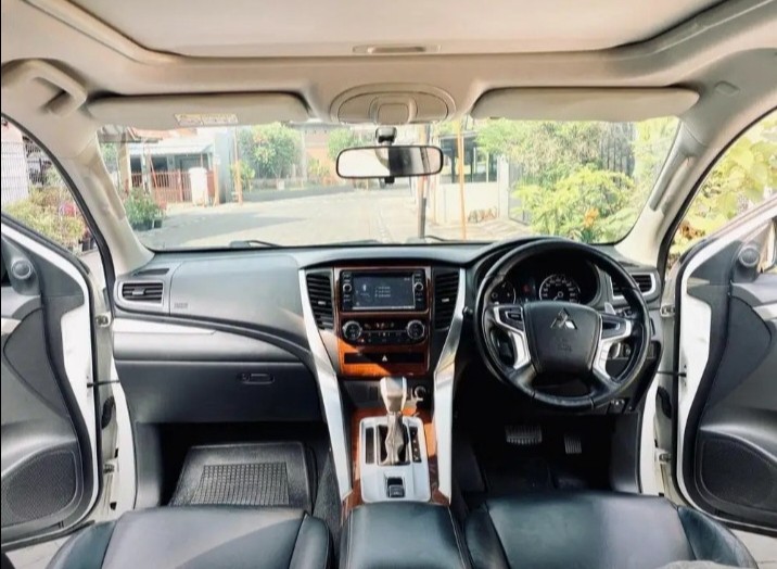 2016 Mitsubishi Pajero 2016 Mitsubishi Pajero