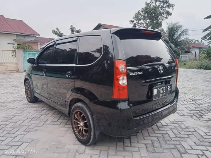 2009 Toyota Kijang Innova 2009 Toyota Kijang Innova