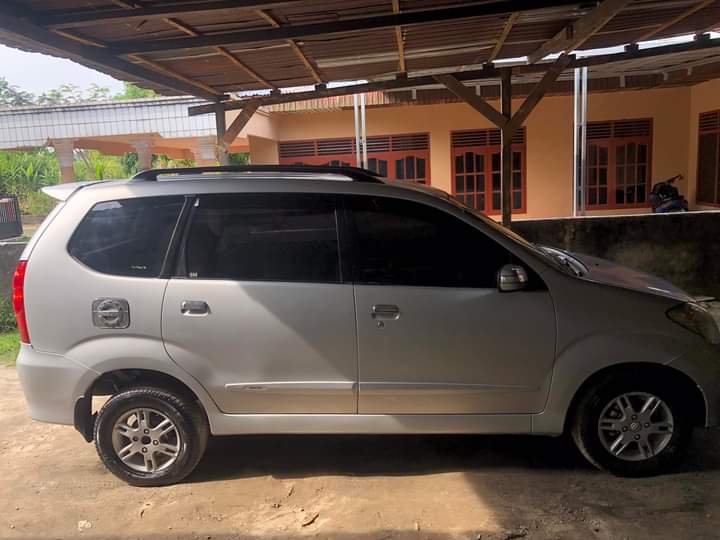 2010 Daihatsu Xenia 2010 Daihatsu Xenia