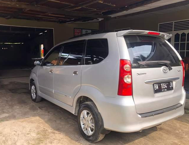 2010 Daihatsu Xenia 2010 Daihatsu Xenia