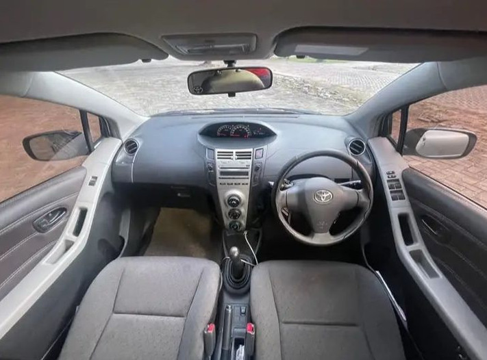 2011 Toyota Yaris Heykers 2011 Toyota Yaris Heykers