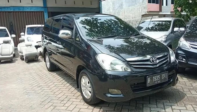 2010 Toyota Kijang Innova 2010 Toyota Kijang Innova
