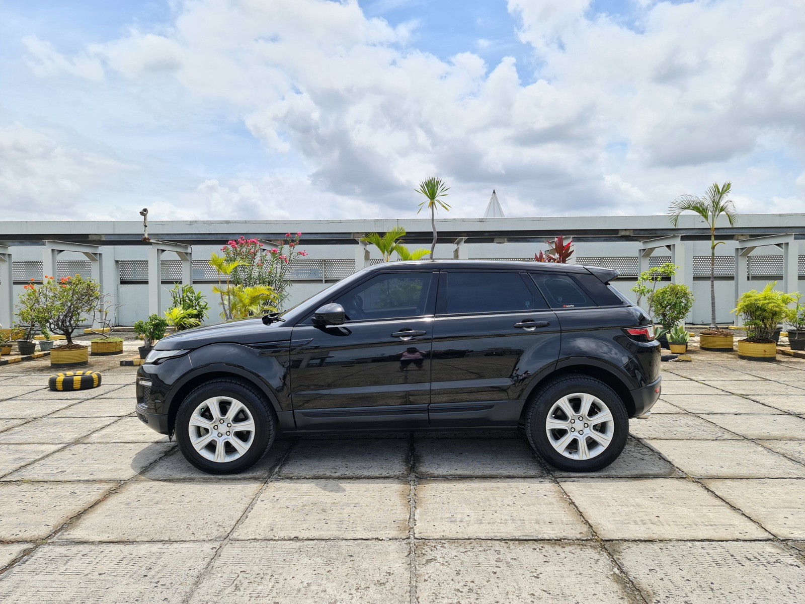 2017 Land Rover Range Rover Evoque 2017 Land Rover Range Rover Evoque