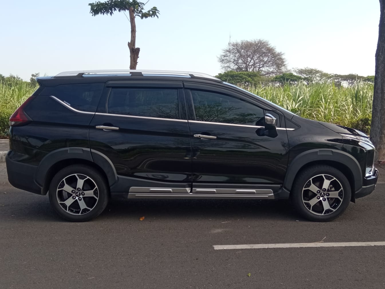 2019 Mitsubishi Xpander Cross 2019 Mitsubishi Xpander Cross