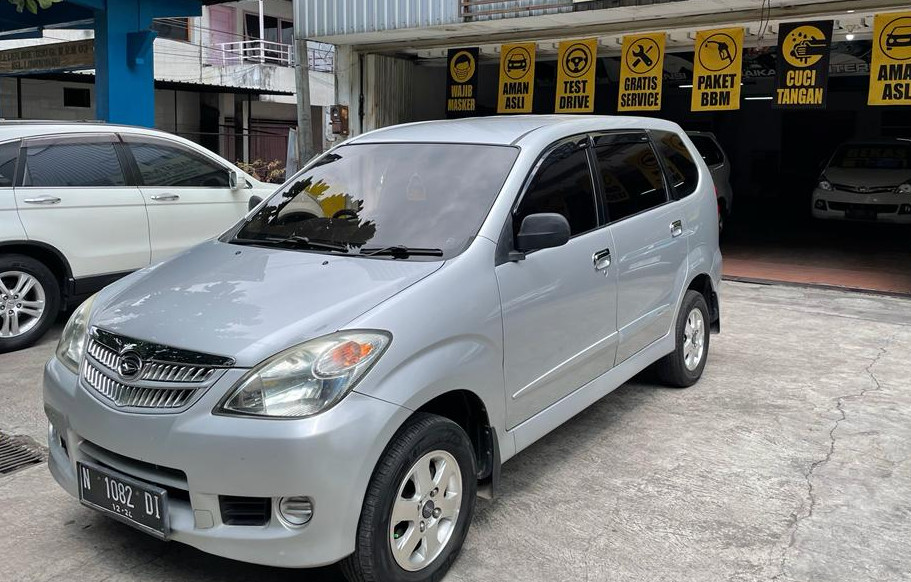 Second Hand 2009 Daihatsu Xenia Second Hand 2009 Daihatsu Xenia