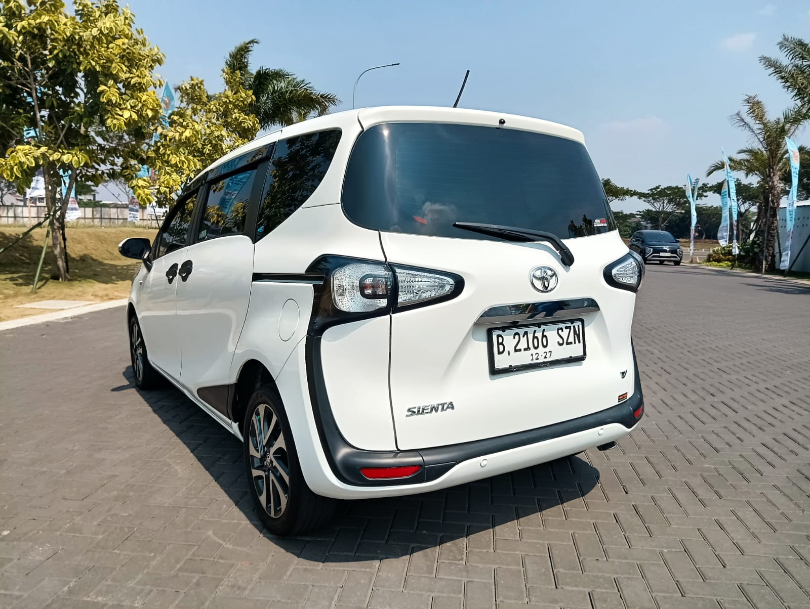 2017 Toyota Sienta 2017 Toyota Sienta