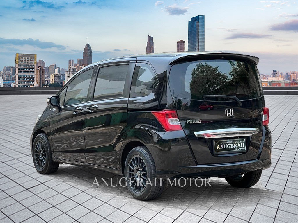 2012 Honda Freed 2012 Honda Freed