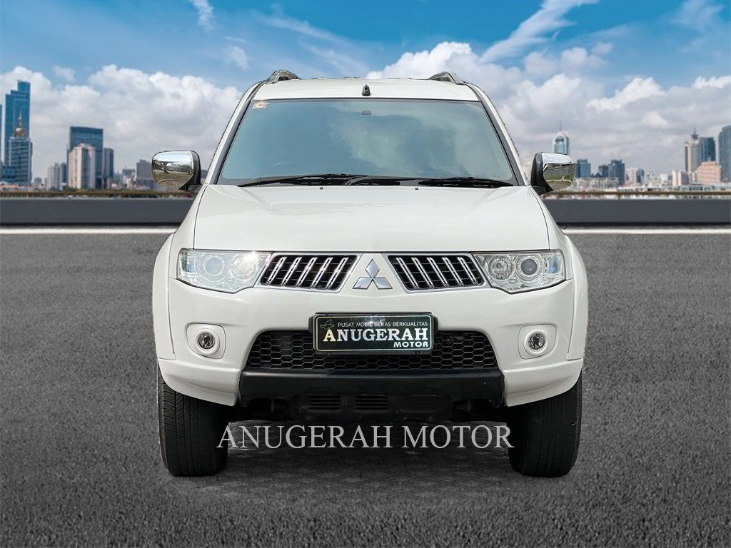 2011 Mitsubishi Pajero Sport  2011 Mitsubishi Pajero Sport