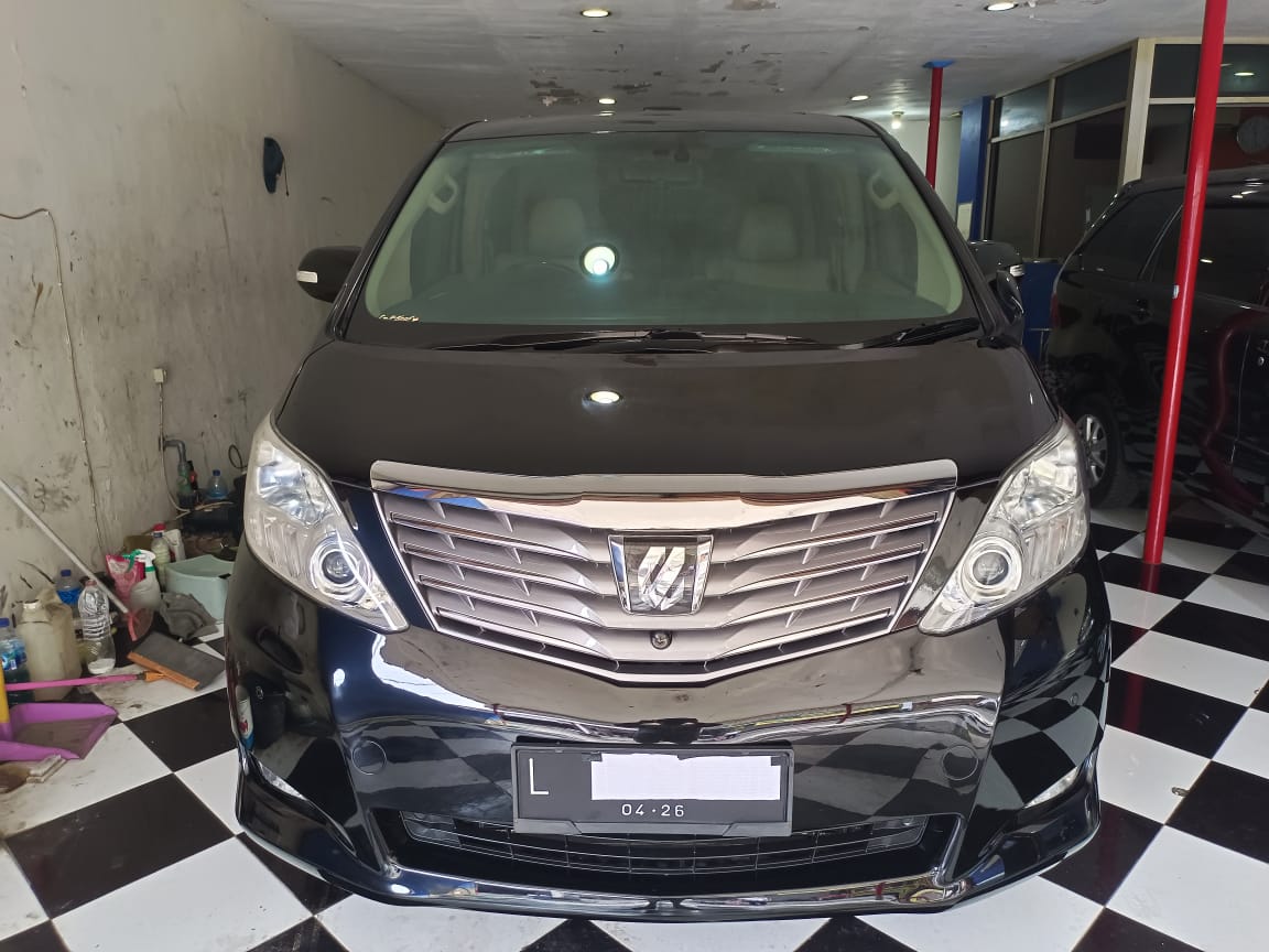 2010 Toyota Alphard Bekas 2010 Toyota Alphard Bekas