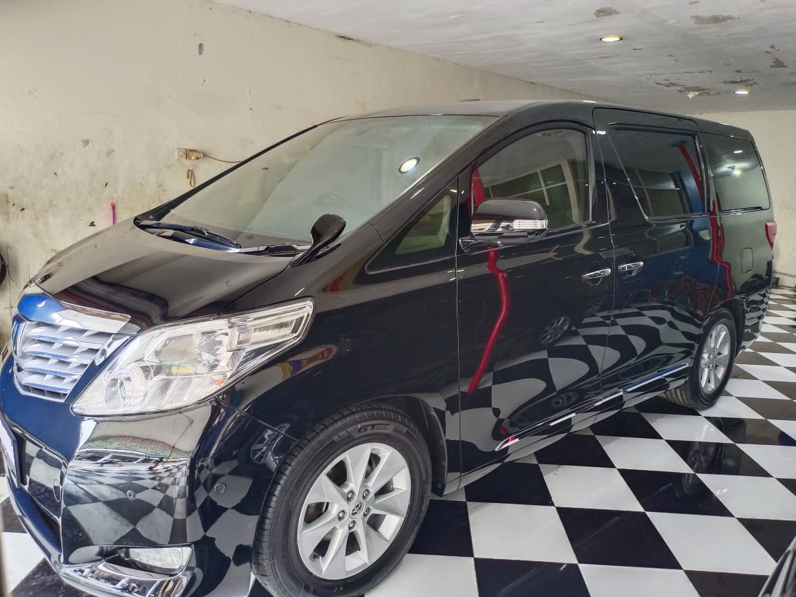 2010 Toyota Alphard 2010 Toyota Alphard