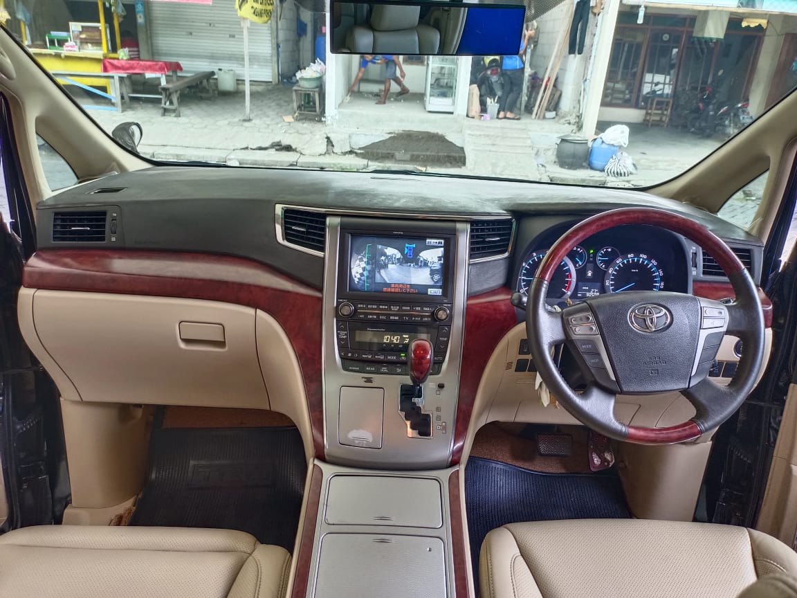 2010 Toyota Alphard 2010 Toyota Alphard