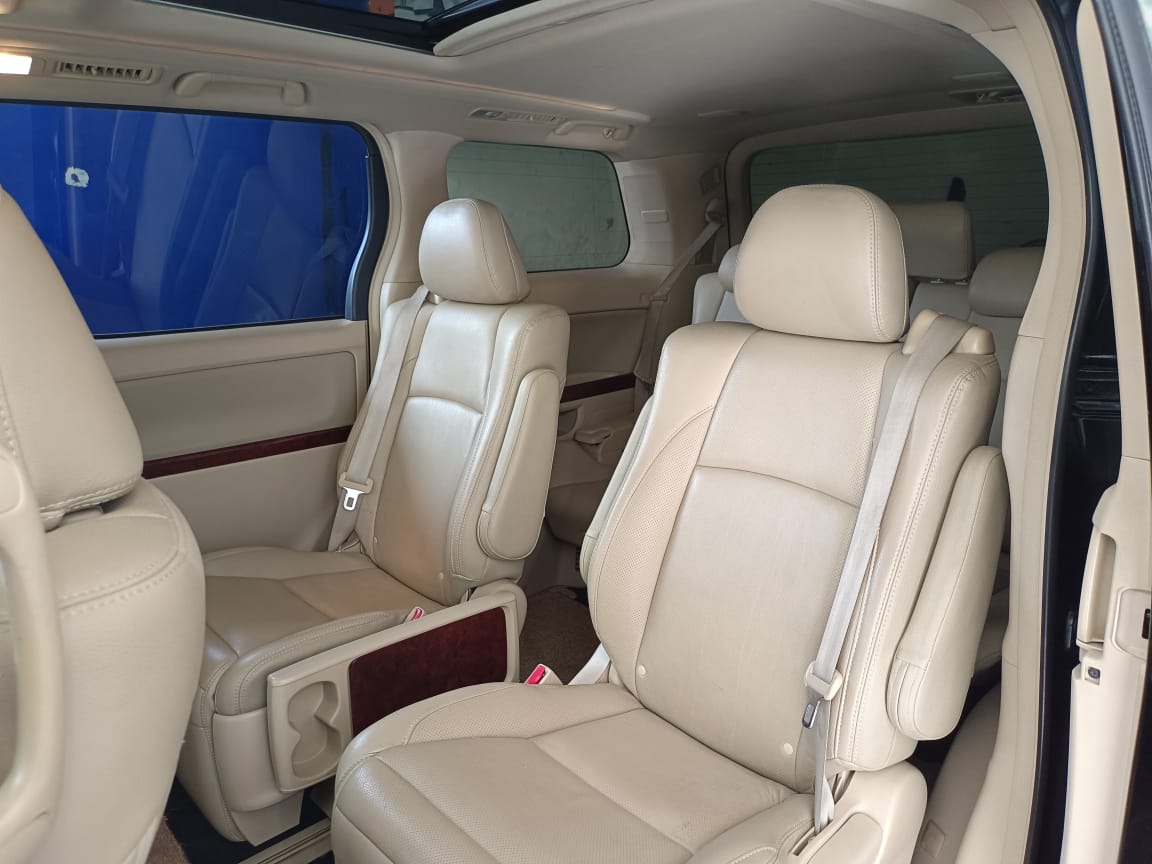 2010 Toyota Alphard 2010 Toyota Alphard