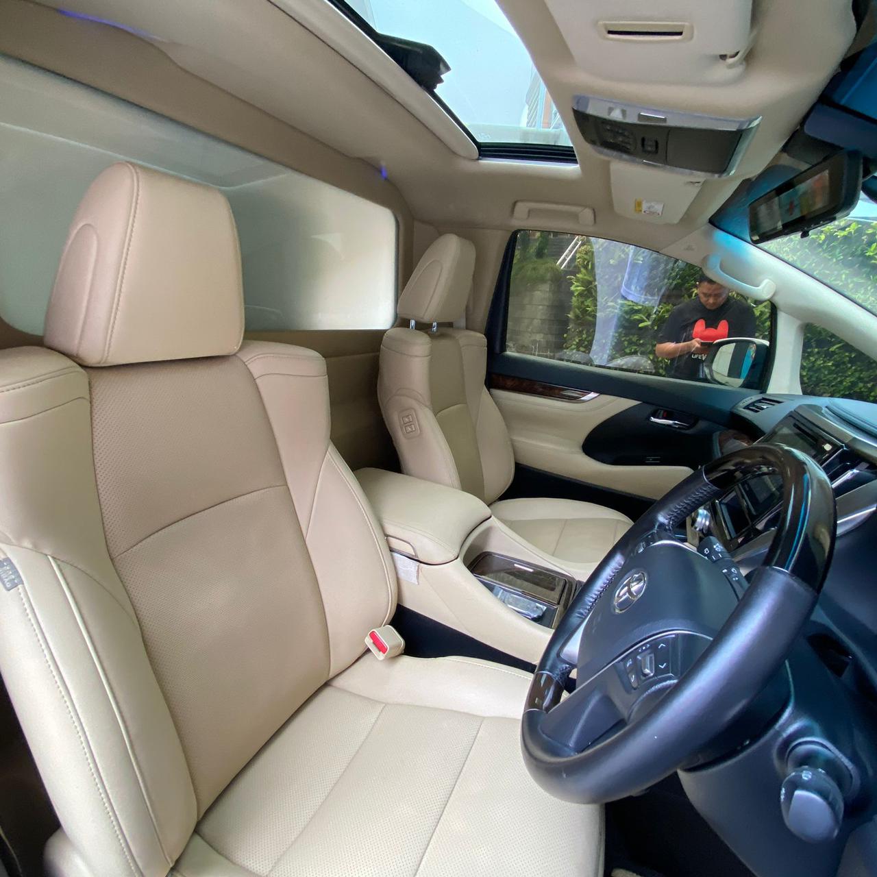 2019 Toyota Alphard  3.5 Q A/T 2019 Toyota Alphard  3.5 Q A/T