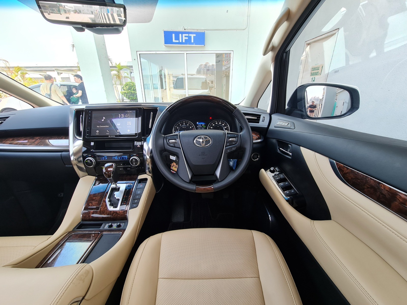 2021 Toyota Alphard 2021 Toyota Alphard