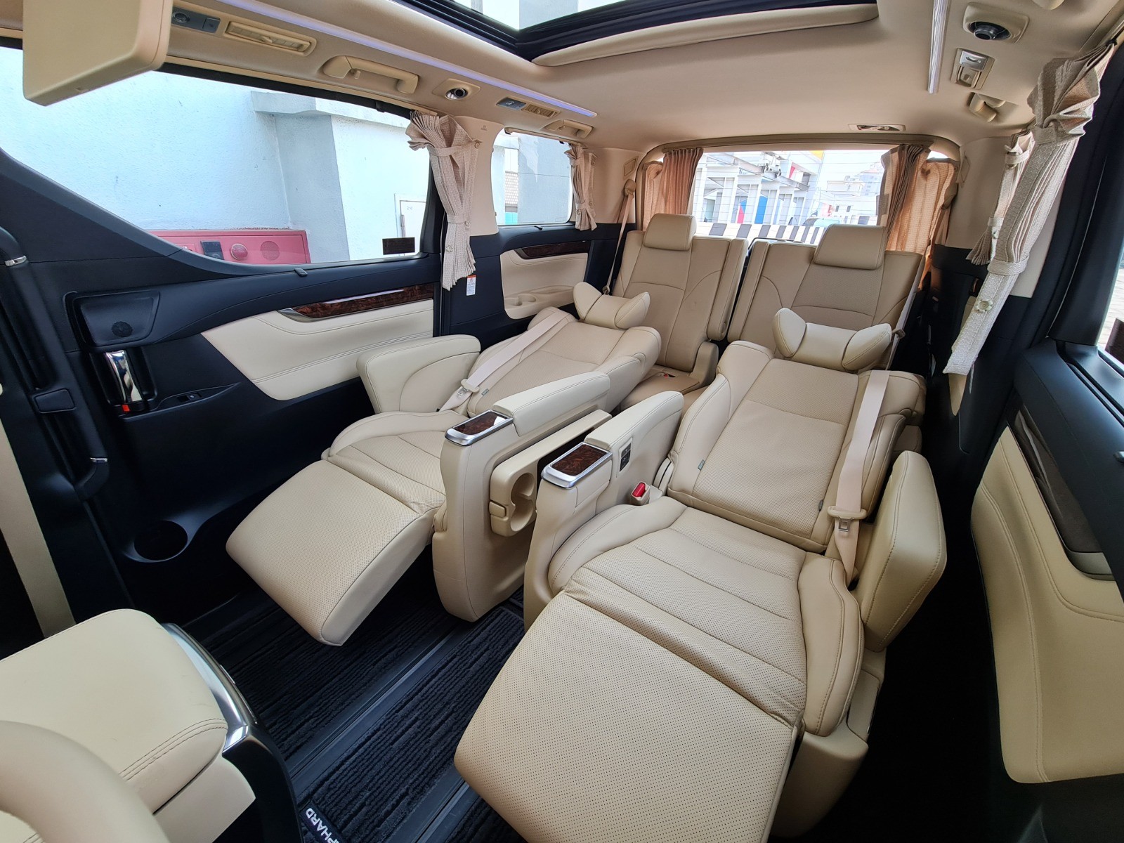 2021 Toyota Alphard 2021 Toyota Alphard