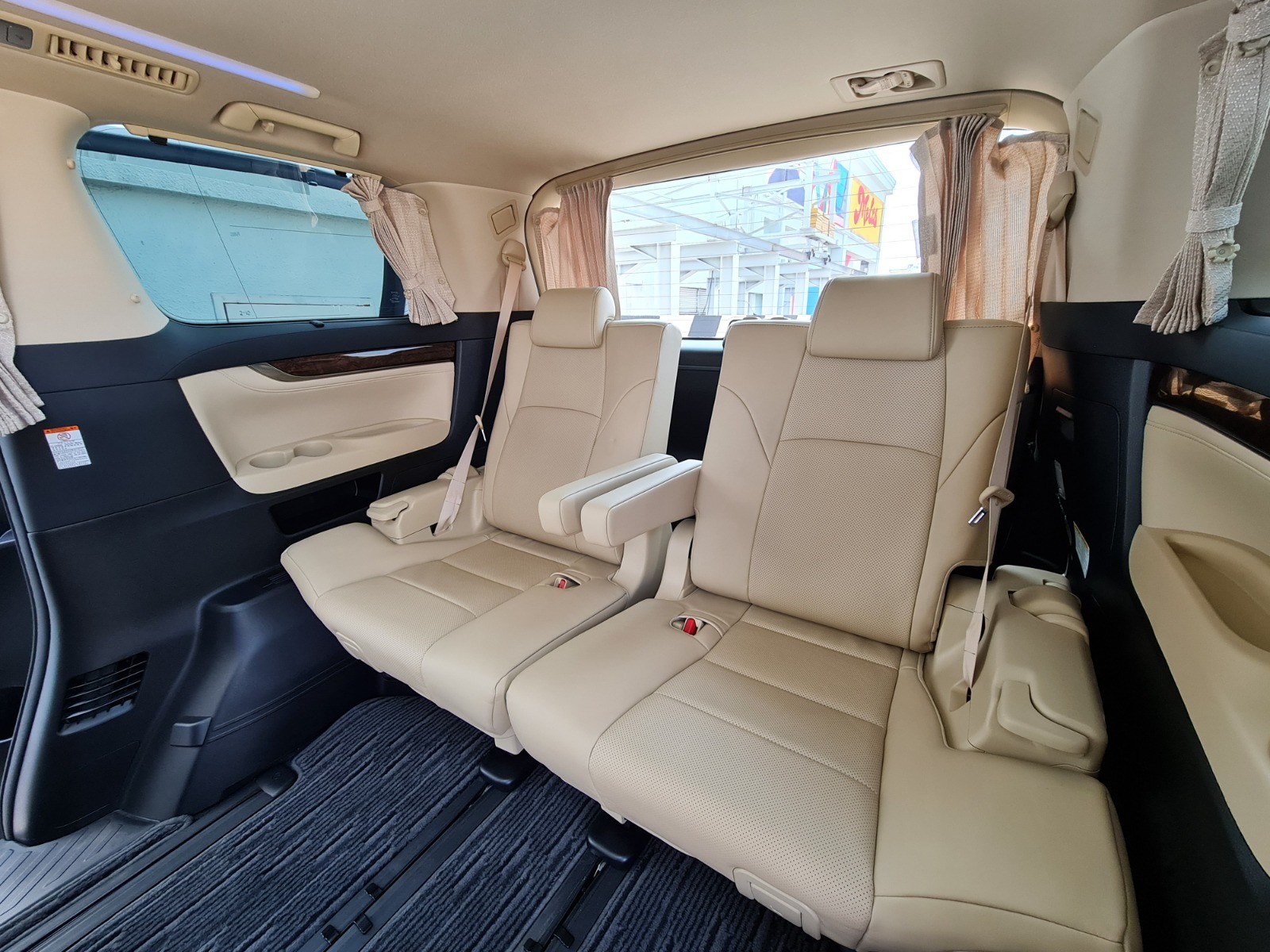 2021 Toyota Alphard 2021 Toyota Alphard