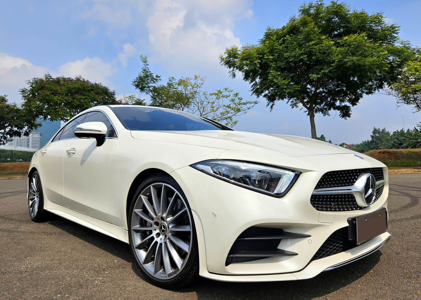 Second Hand 2020 Mercedes Benz CLS-Class 350 AMG Second Hand 2020 Mercedes Benz CLS-Class 350 AMG