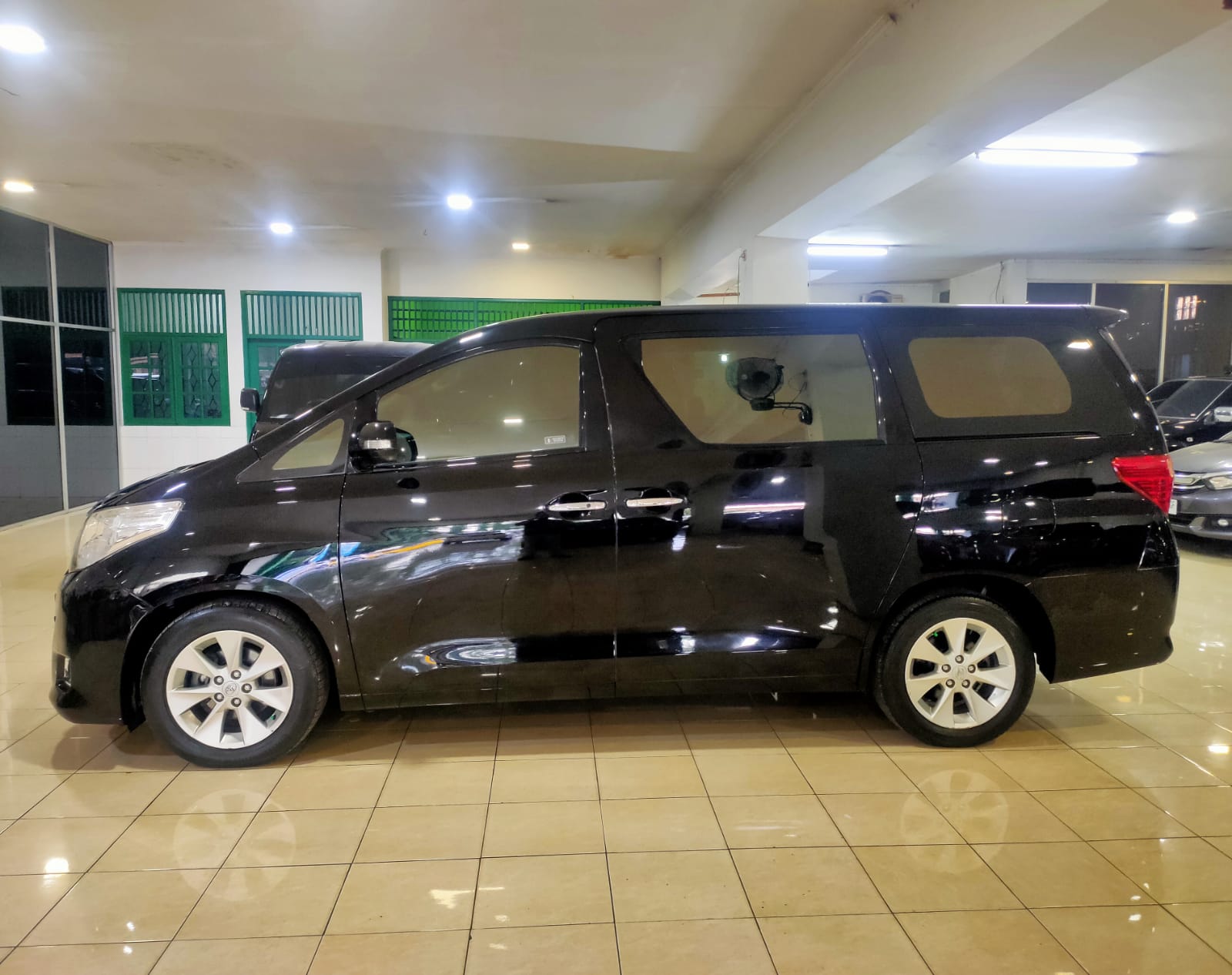 2014 Toyota Alphard 2014 Toyota Alphard