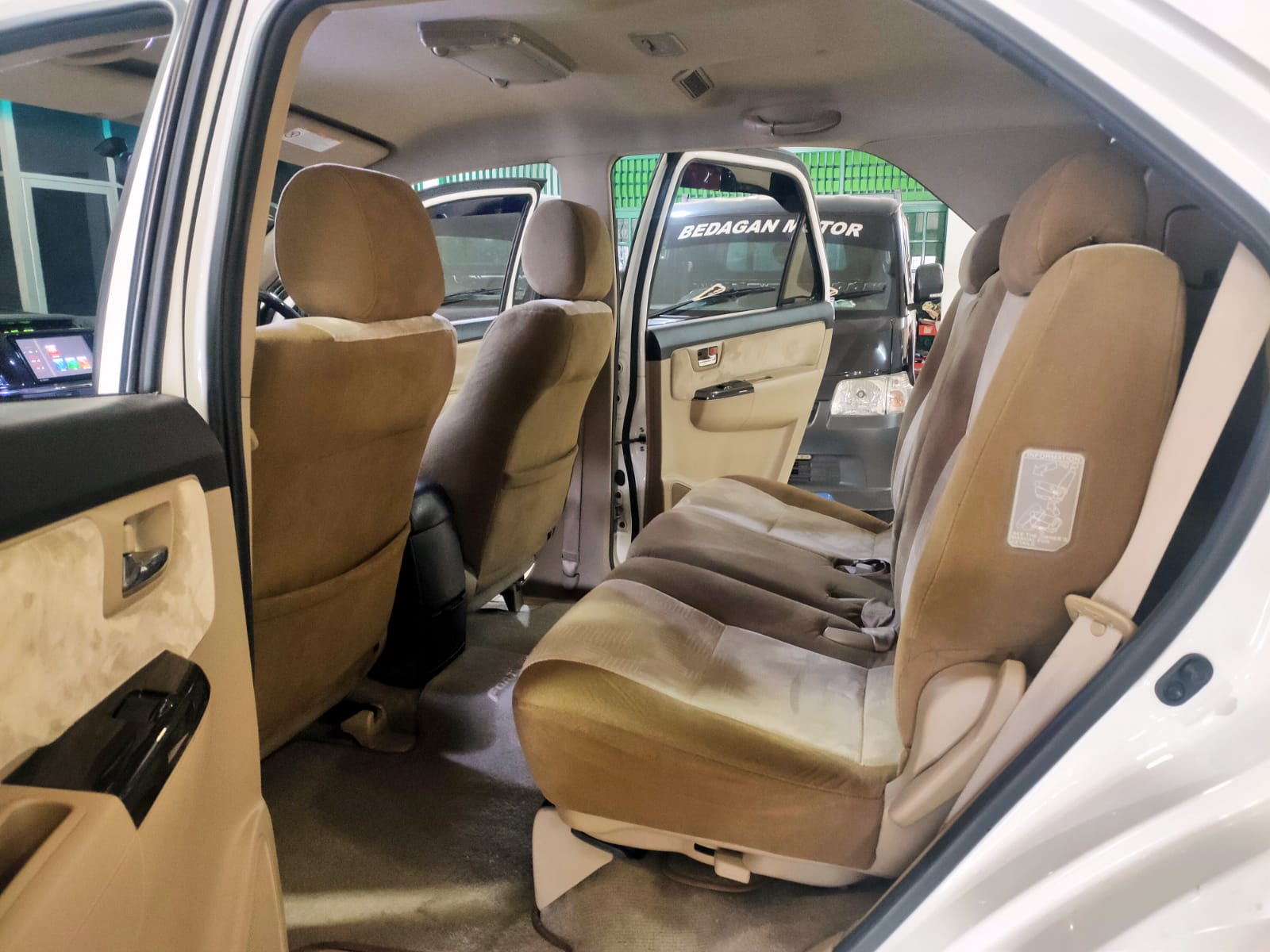 2015 Toyota Fortuner  2015 Toyota Fortuner