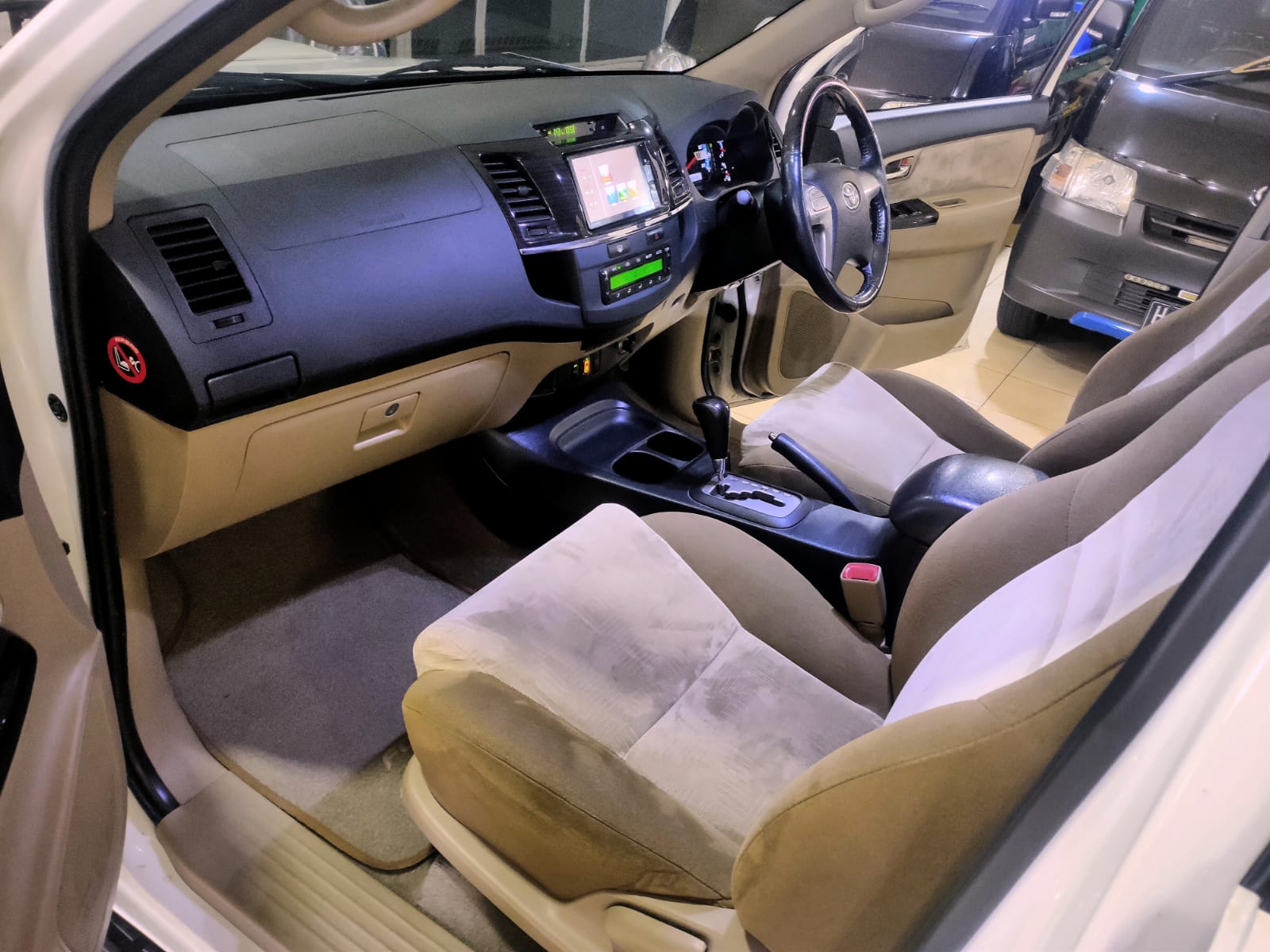 2015 Toyota Fortuner  2015 Toyota Fortuner