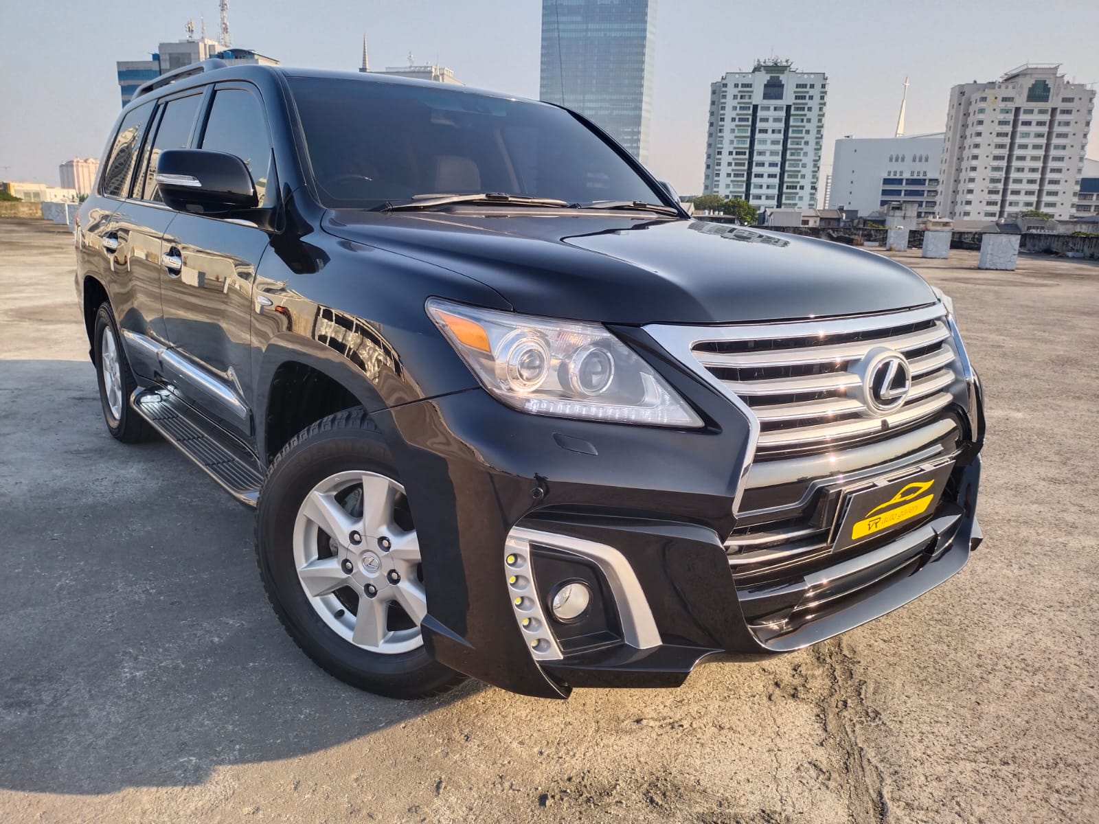 2011 Lexus LX 570 Bekas 2011 Lexus LX 570 Bekas